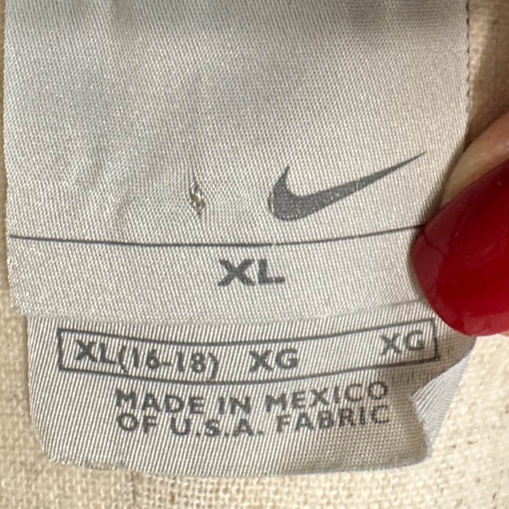 Nike Gray Phys Ed Graphic Tee - Picture 3 of 4